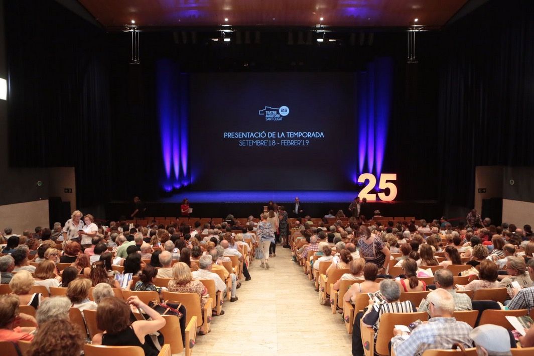 Presentant la temporada dels 25 anys del Teatre-Auditori. FOTO: Artur Ribera