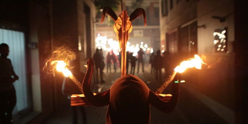 Correfoc de Festa Major. FOTO: Artur Ribera