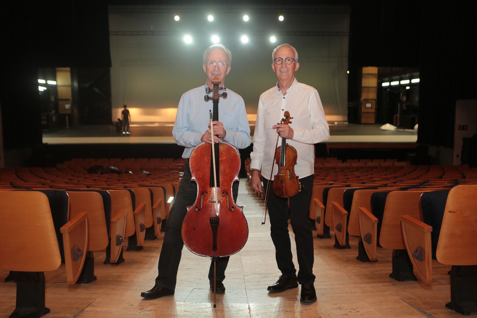 Lluís i Gerard Claret, al Teatre-Auditori de Sant Cugat. FOTO: Artur Ribera