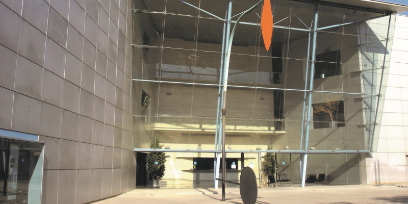 Exterior del Policlínic Torreblanca FOTO: Cedida