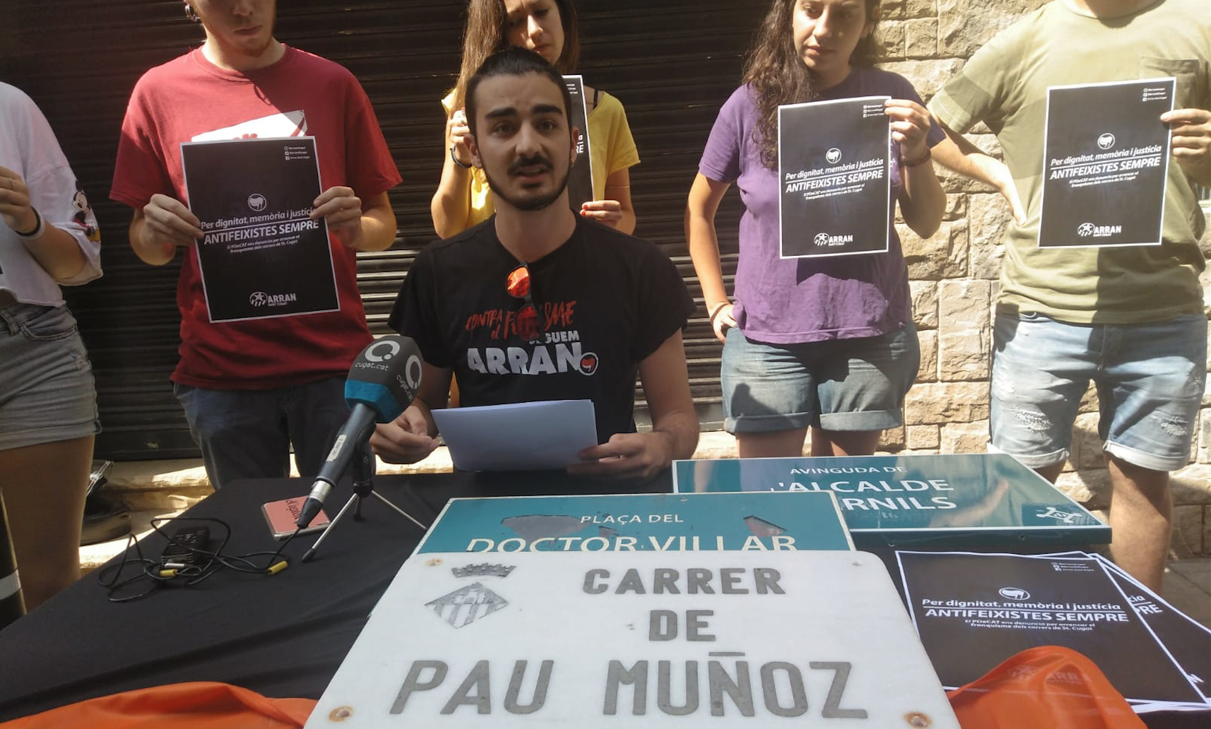 Roda de premsa de presentació de la campanya antifeixista d'Arran Sant Cugat. FOTO: Ferran Mitjà