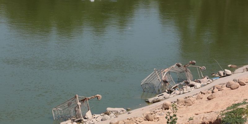 Han aparegut diferents objectes. FOTO: Artur Ribera