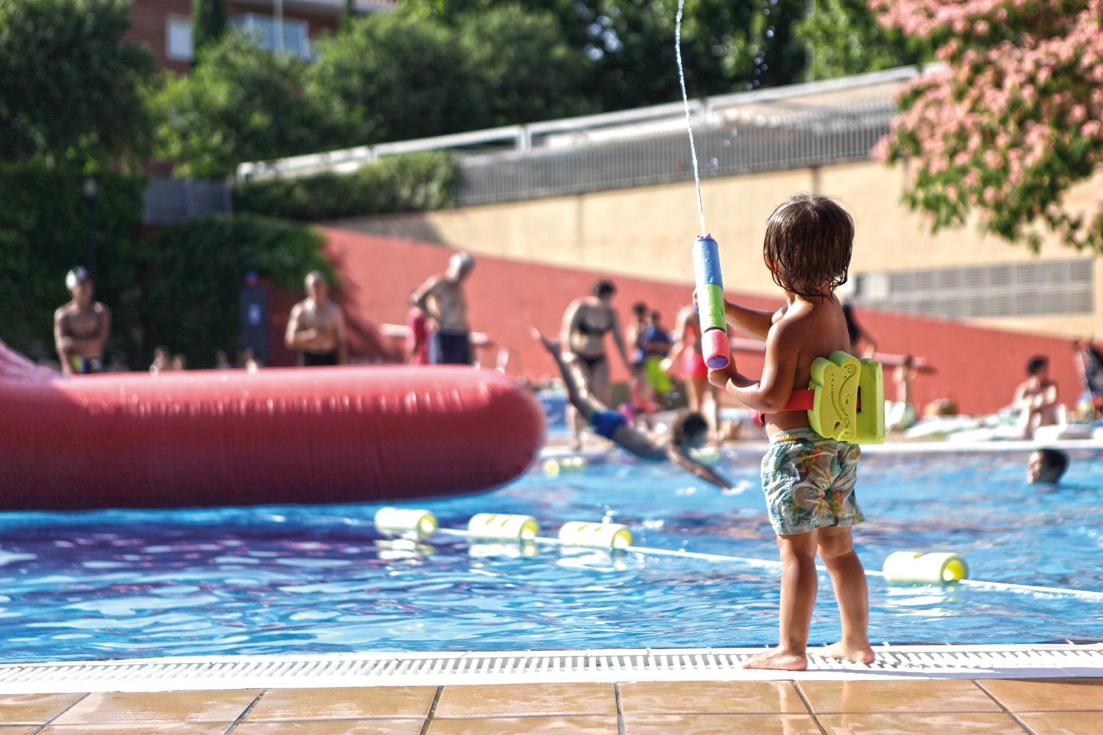En aquesta fase 2, es permetrà l'obertura de les piscines. FOTO: Arxiu