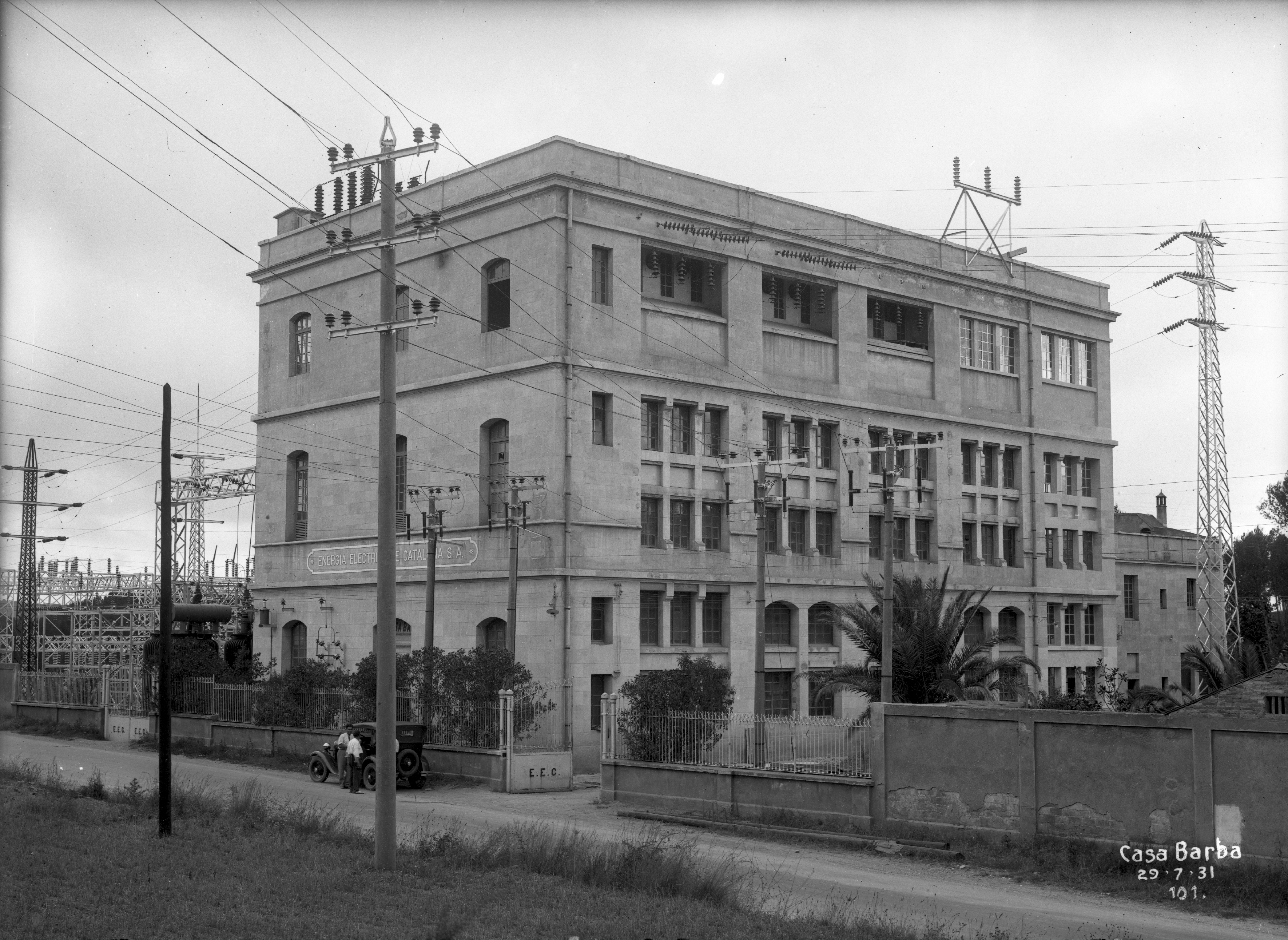 La subestació de Can Barba alimenta a 53.107 usuaris, mentre que la de Sant Cugat, a la Via Augusta, n'atén 23.836. FOTO: FONS HISTÒRIC D'ENDESA