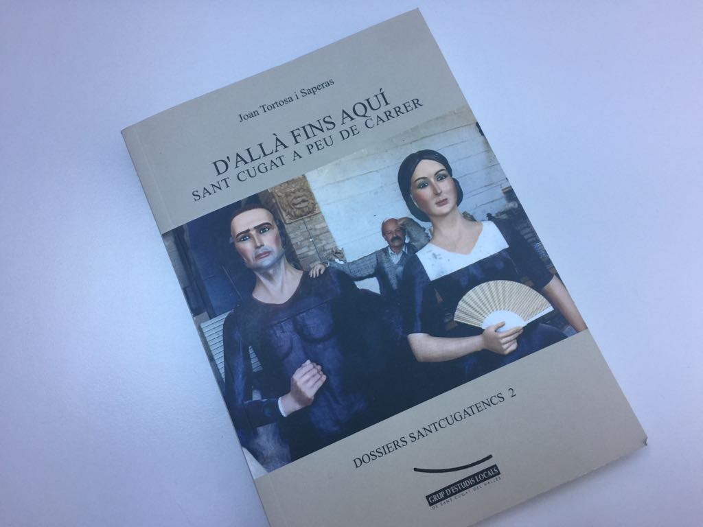 'D'aquí fins allà, Sant Cugat a peu de carrer', el llibre de Joan Tortosa. FOTO: TOT Sant Cugat