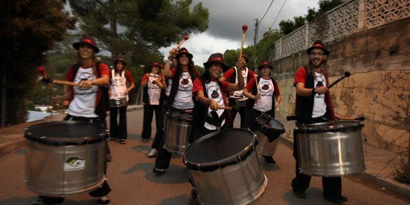 Batucada a la Festa Major de les Planes. FOTO: Bernat Millet