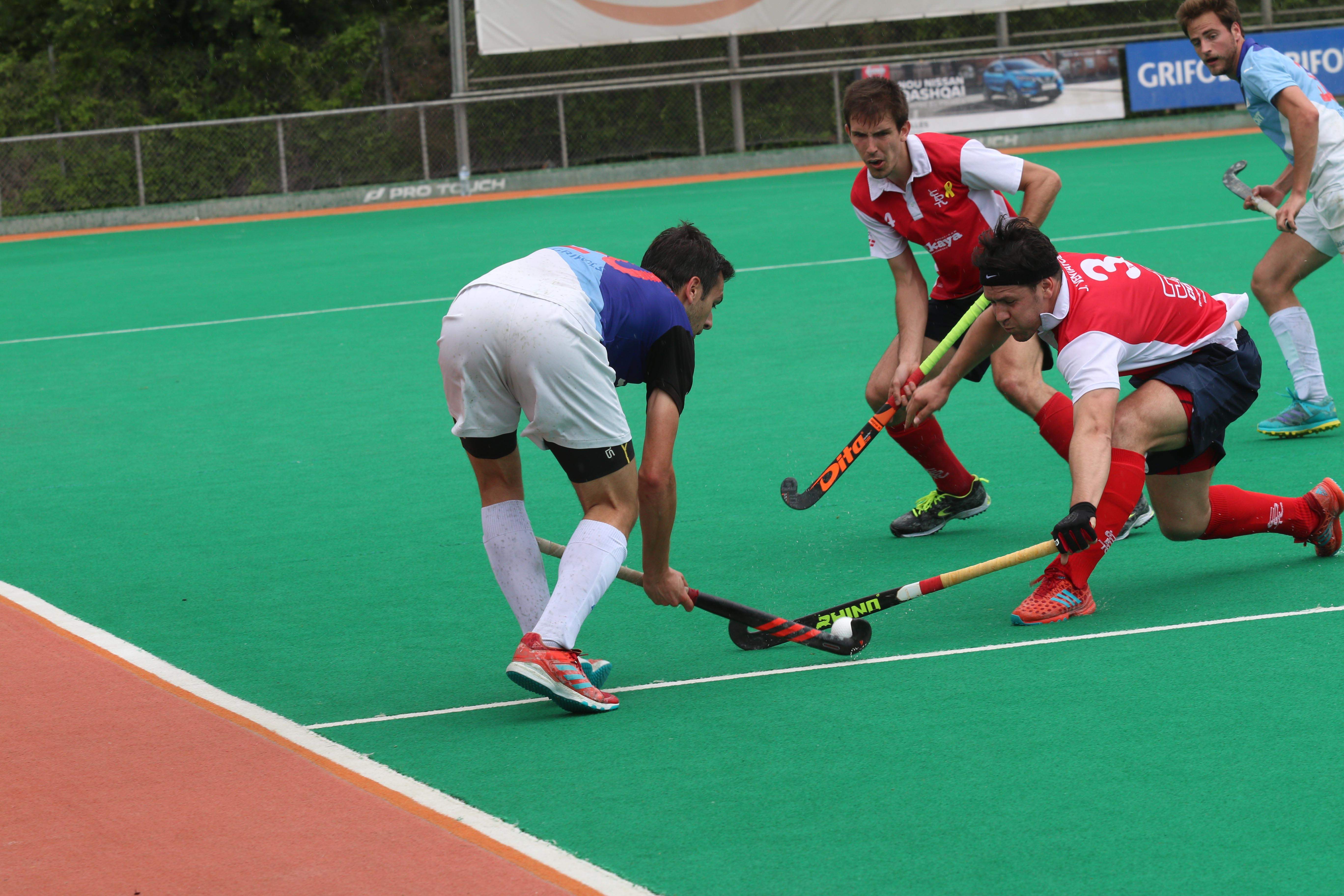 El primer equip masculí del Junior FC inicia la lliga de Divisió d'Honor A. FOTO: Lali Álvarez