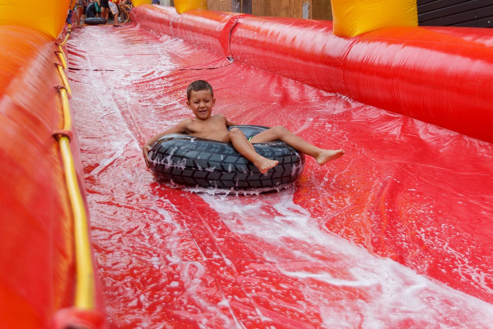 Súper tobogan d'aigua. FOTO: Paula Galván