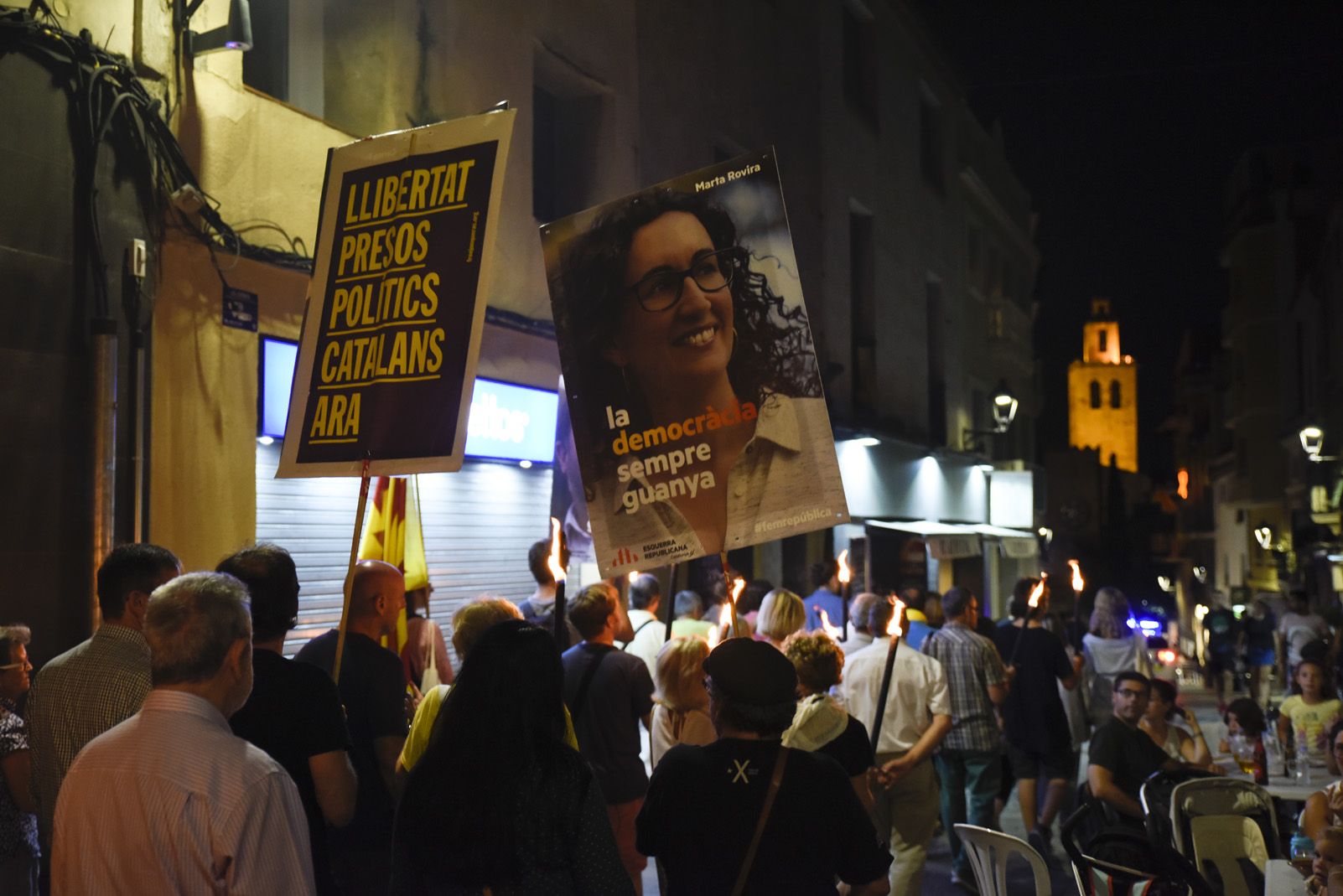Marxa de torxes en memoria de les victimes del 1714. Foto: Bernat Millet.