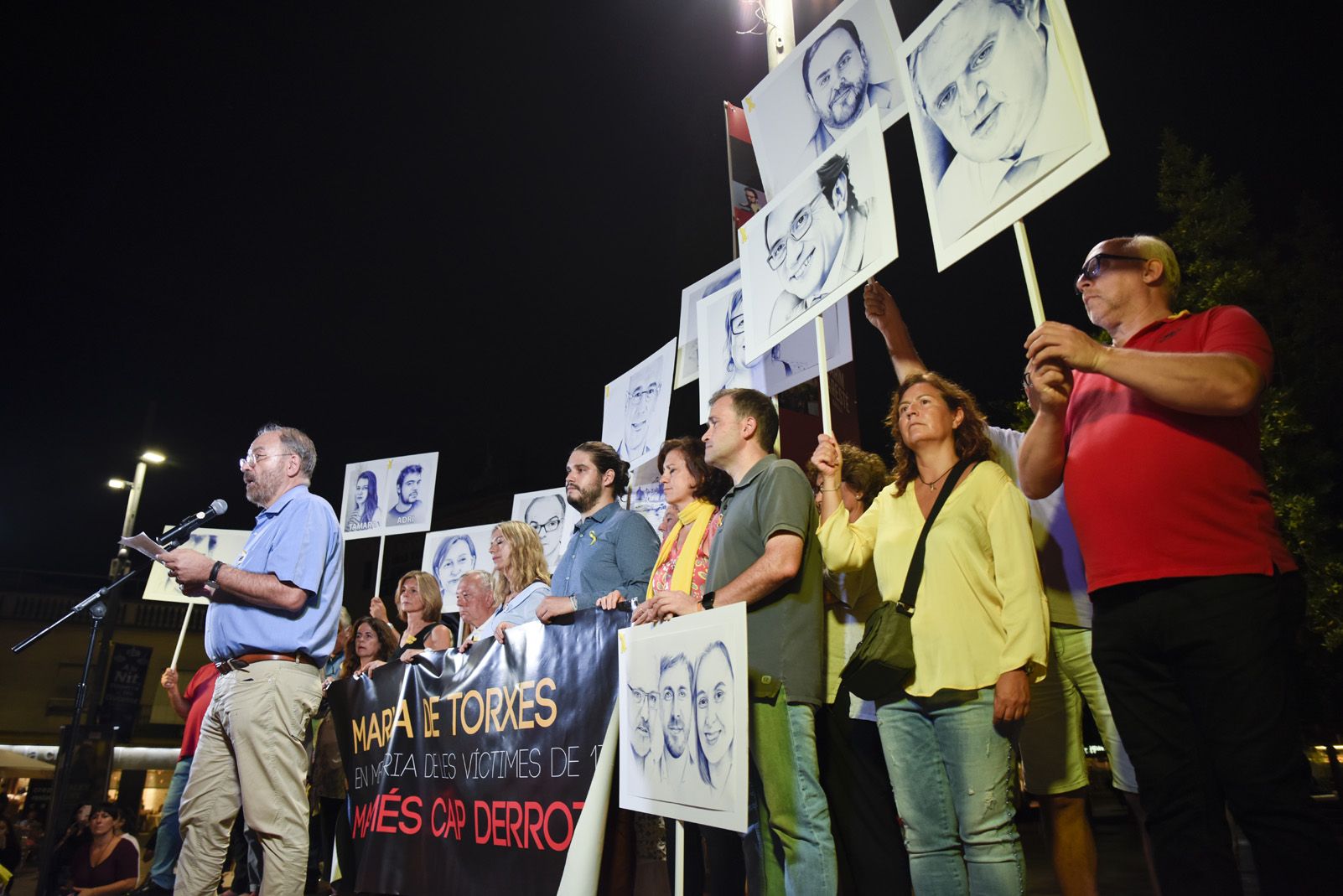 Marxa de torxes en memoria de les victimes del 1714. Foto: Bernat Millet.