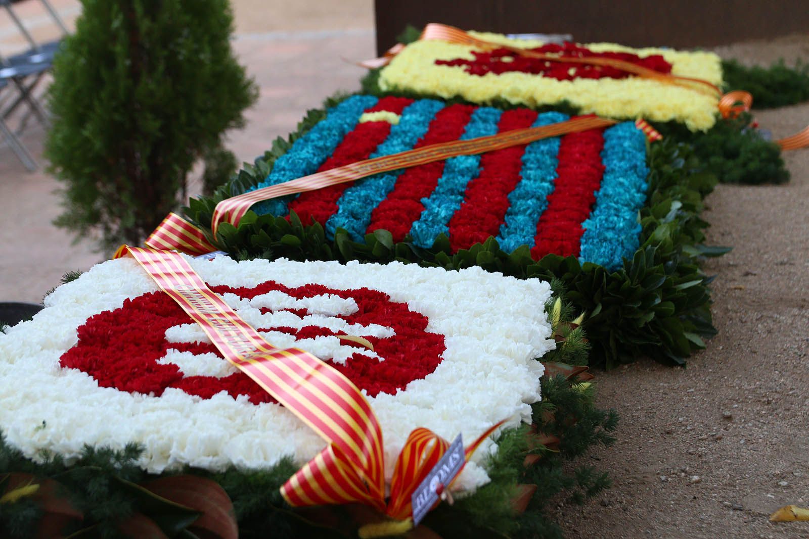 Ofrena floral a Sant Cugat. Foto: Lali Álvarez