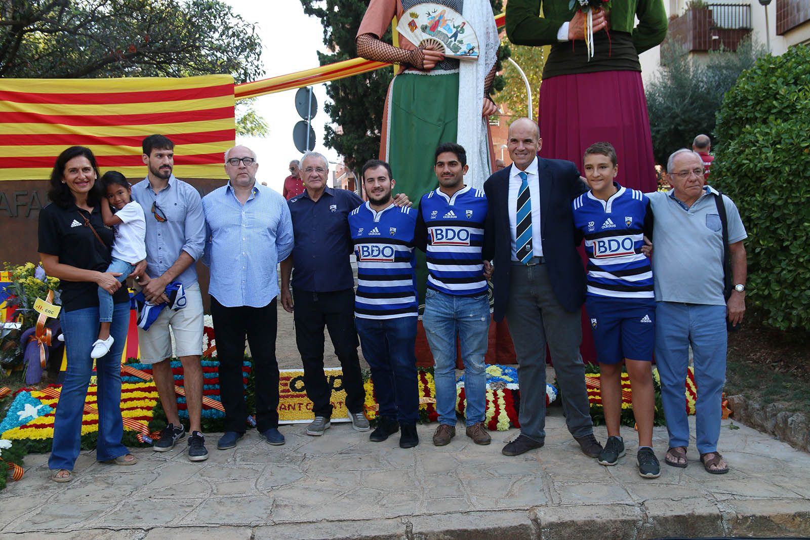 Ofrena floral a Sant Cugat. Foto: Lali Álvarez