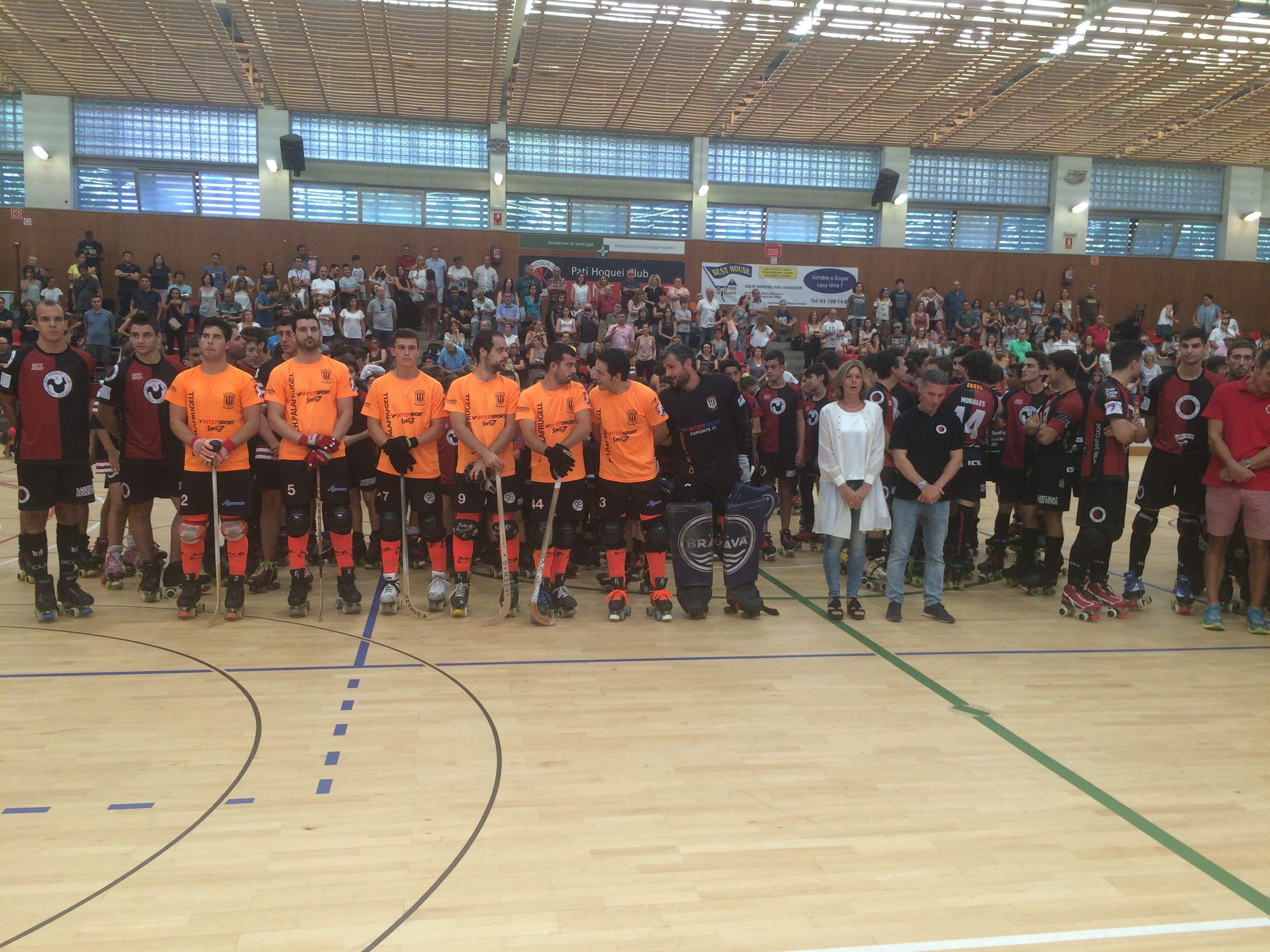 L'alcaldessa de Sant Cugat, Carmela Fortuny, i Keco Marzá, president del Patí Hoquei Club Sant Cugat. FOTO: Àlex López Puig