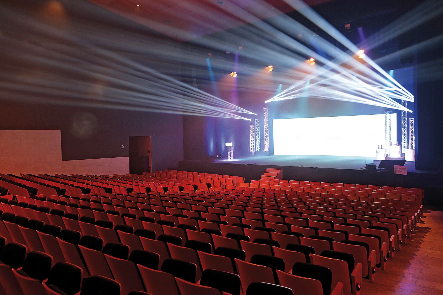 Director Jordi Savall