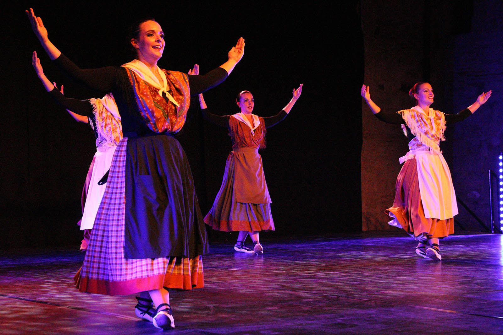 Espectacle Icònic del Grup Mediterrània. Foto: Lali Álvarez