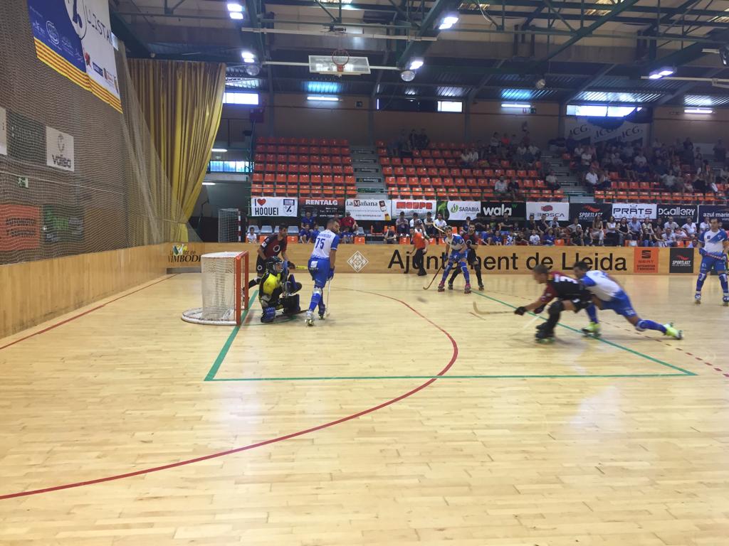 El PHC Sant Cugat ha debutat a l'OK Lliga amb una derrota (7-3) a la pista del CE Lleida Llista Blava. FOTO: Àlex López Puig