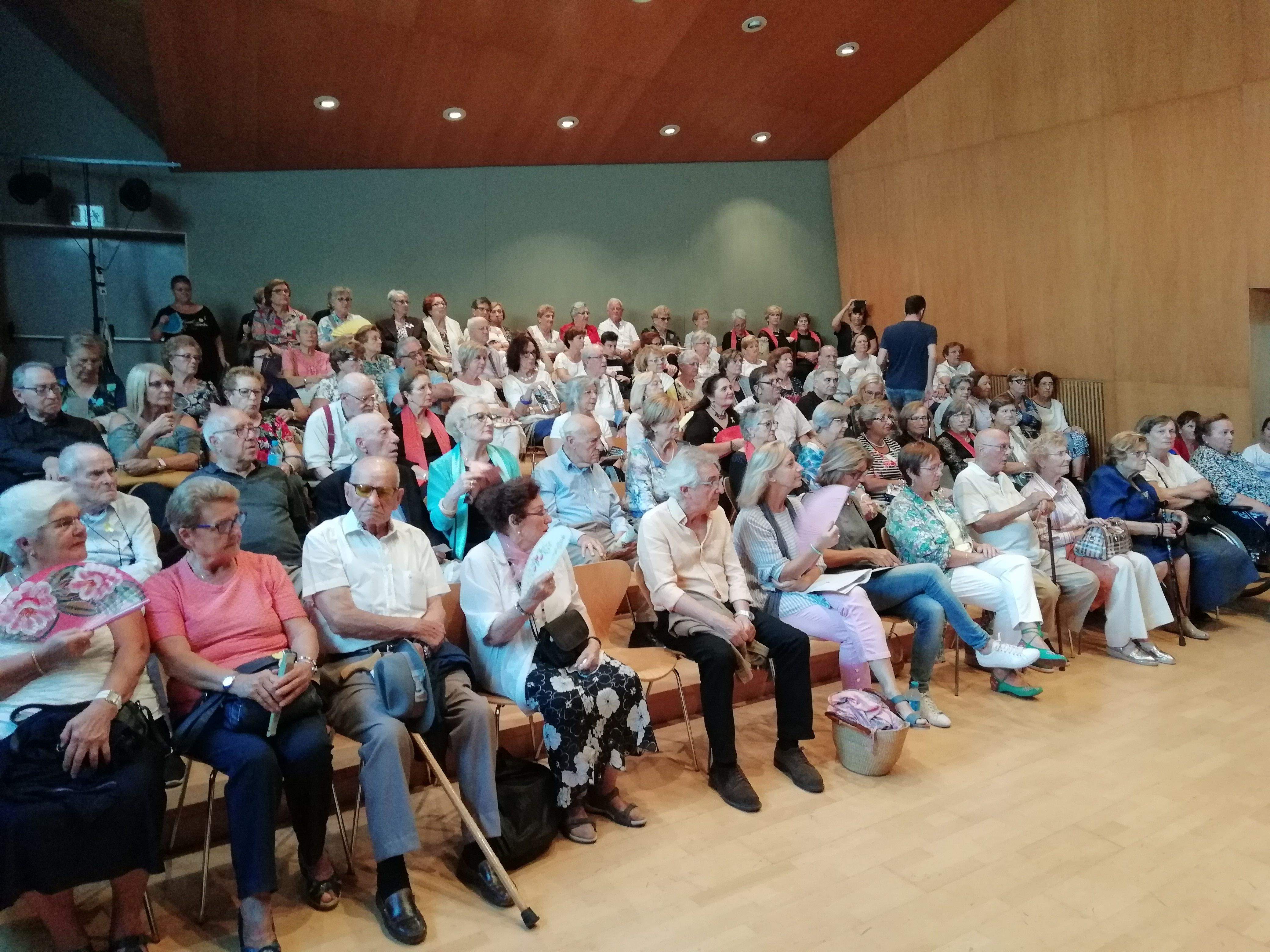 L'aula magna de l'Escola de Música s'ha omplert per la presentació de la campanya FOTO: TOT Sant Cugat