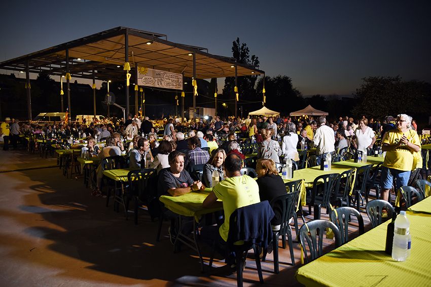 Sopar per la independència. Foto: Bernat Millet.