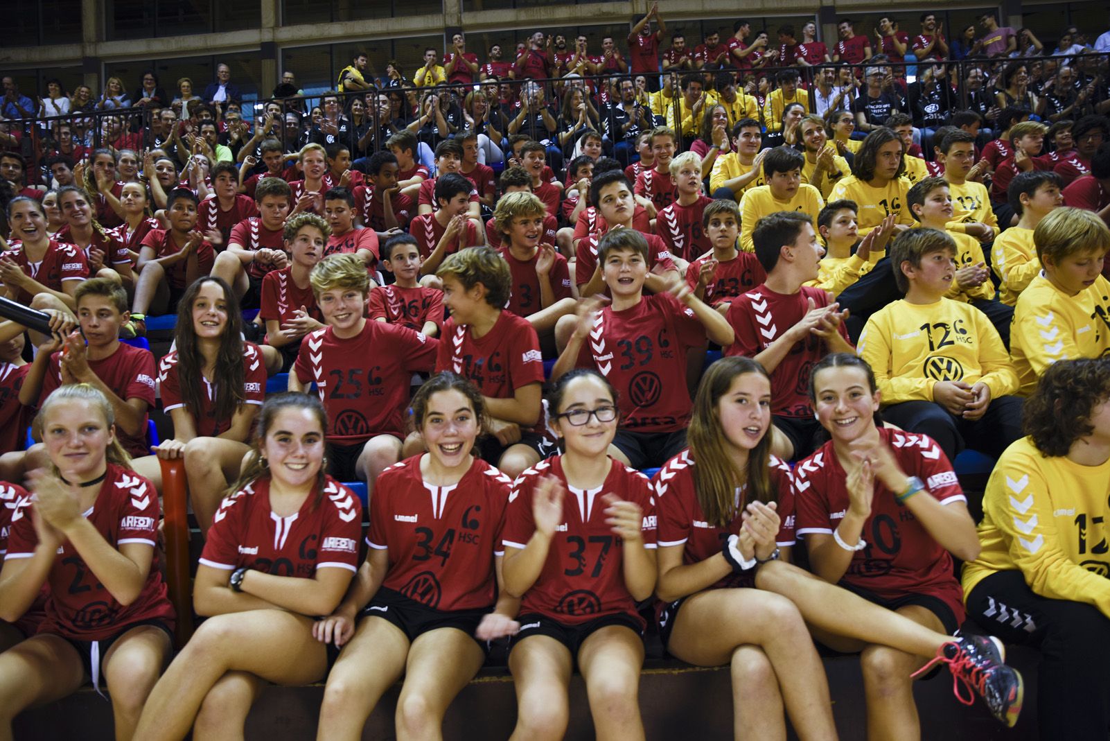 Presentació dels equips del ClubHandbol Sant Cugat. Foto: Bernat Millet.