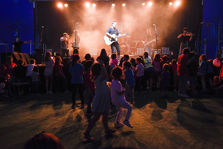 Ebri Knight al Festival Petits Camaleons. Foto: Bernat Millet.