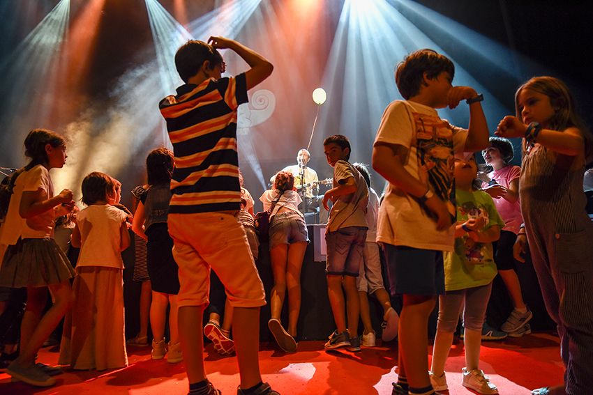 Jarabe de Palo al Festival Petits Camaleons. Foto: Bernat Millet.