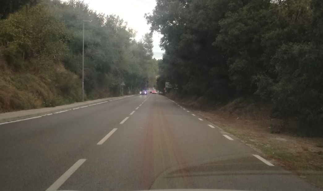 Pintada a la carretera de Vallvidrera, a Sant Cugat FOTO: Cedida