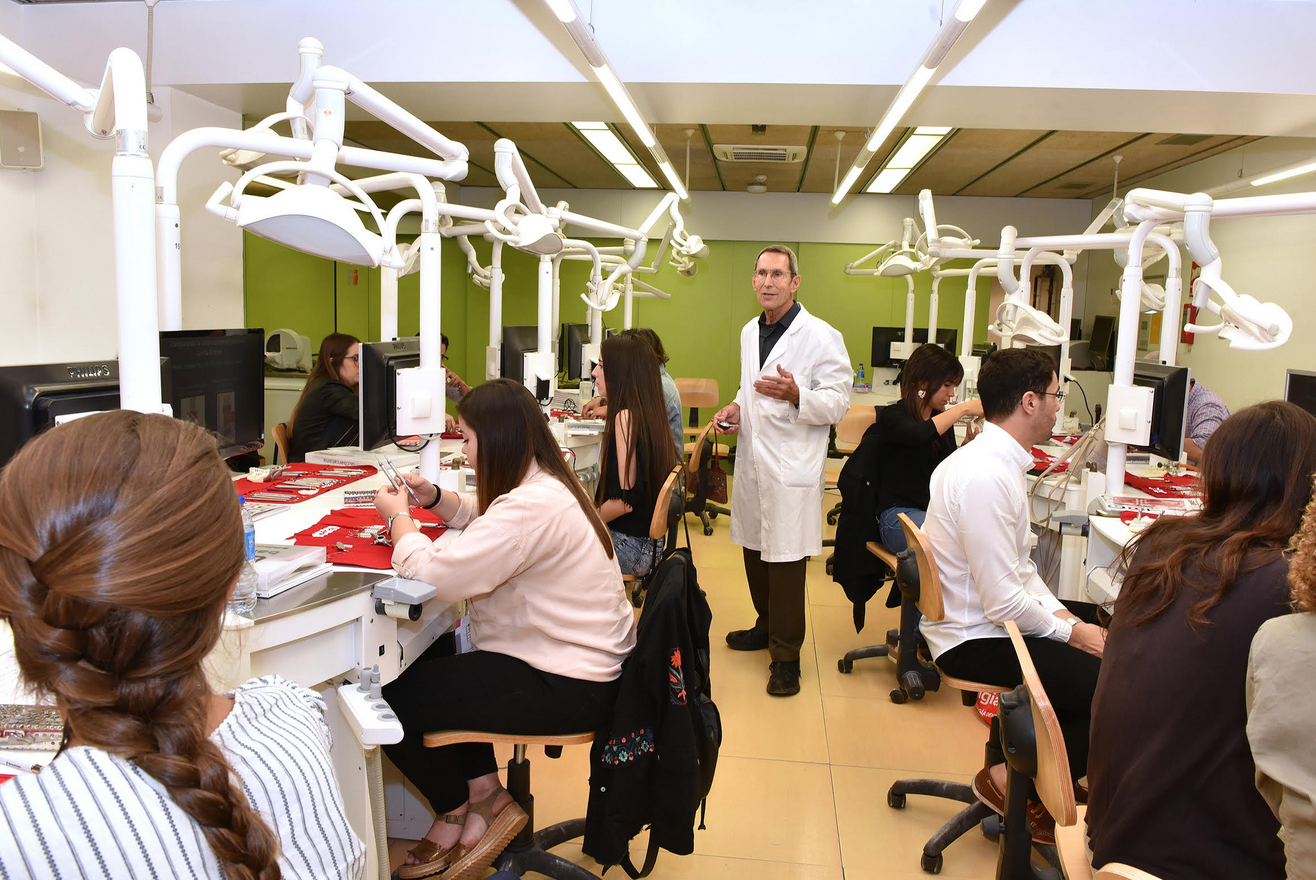 XI Jornada d'Actualització en Odontologia. FOTO: Cedida