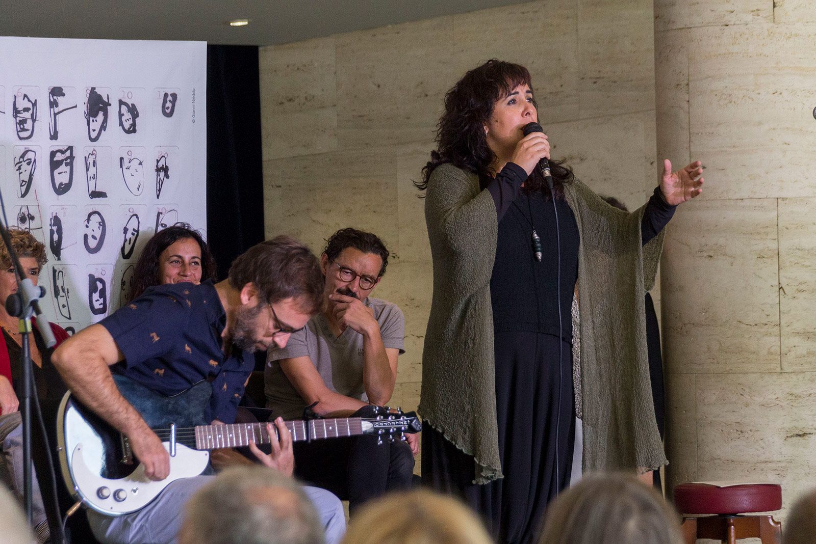 Festival de Poesia: Espectacle inaugural  'Contra el caire del temps. Homenatge a Montserrat Abelló'. FOTO: Paula Galván