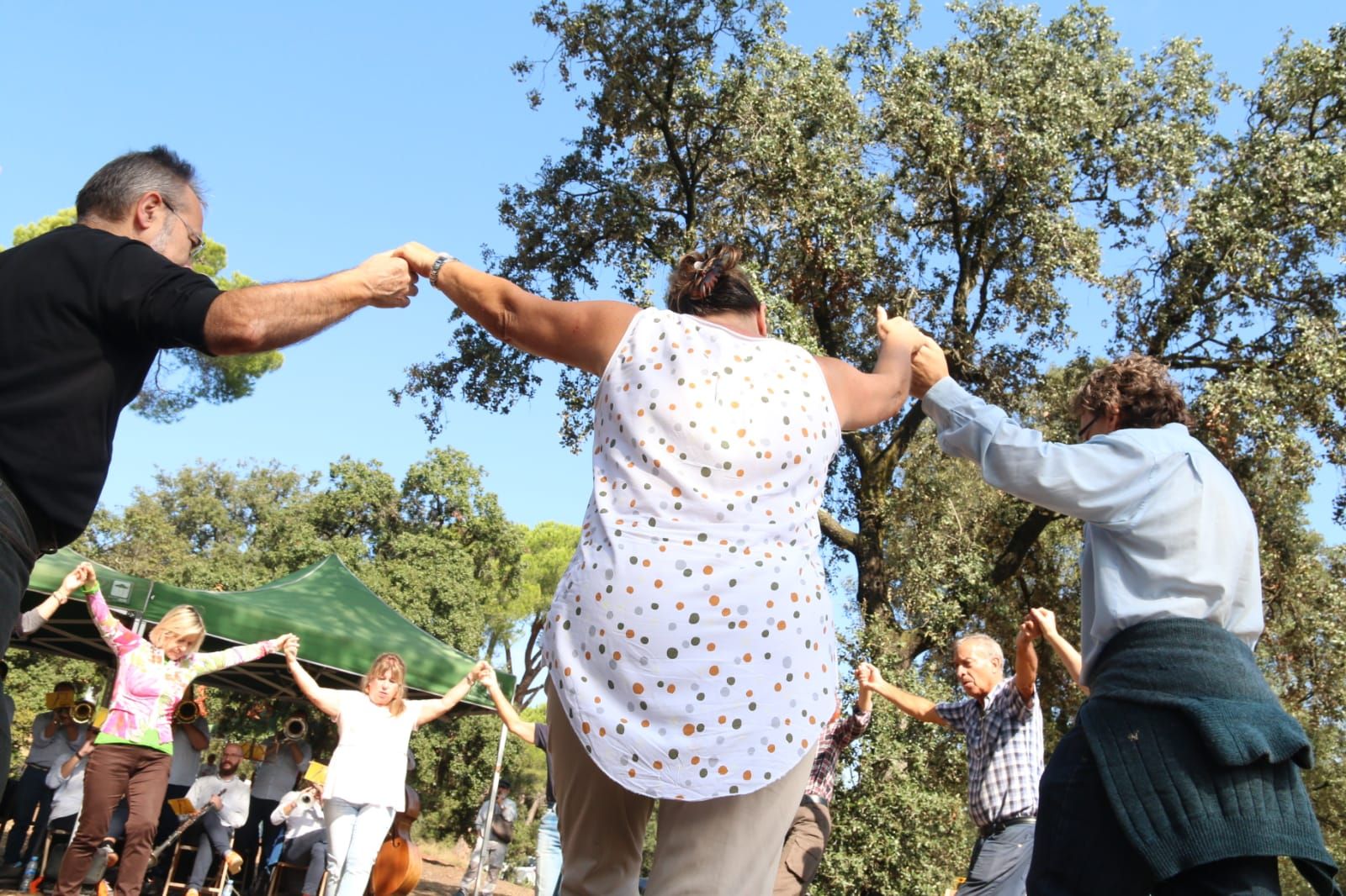 Ballada de sardanes durant l'Aplec de la Salut. FOTO: Lali Álvarez