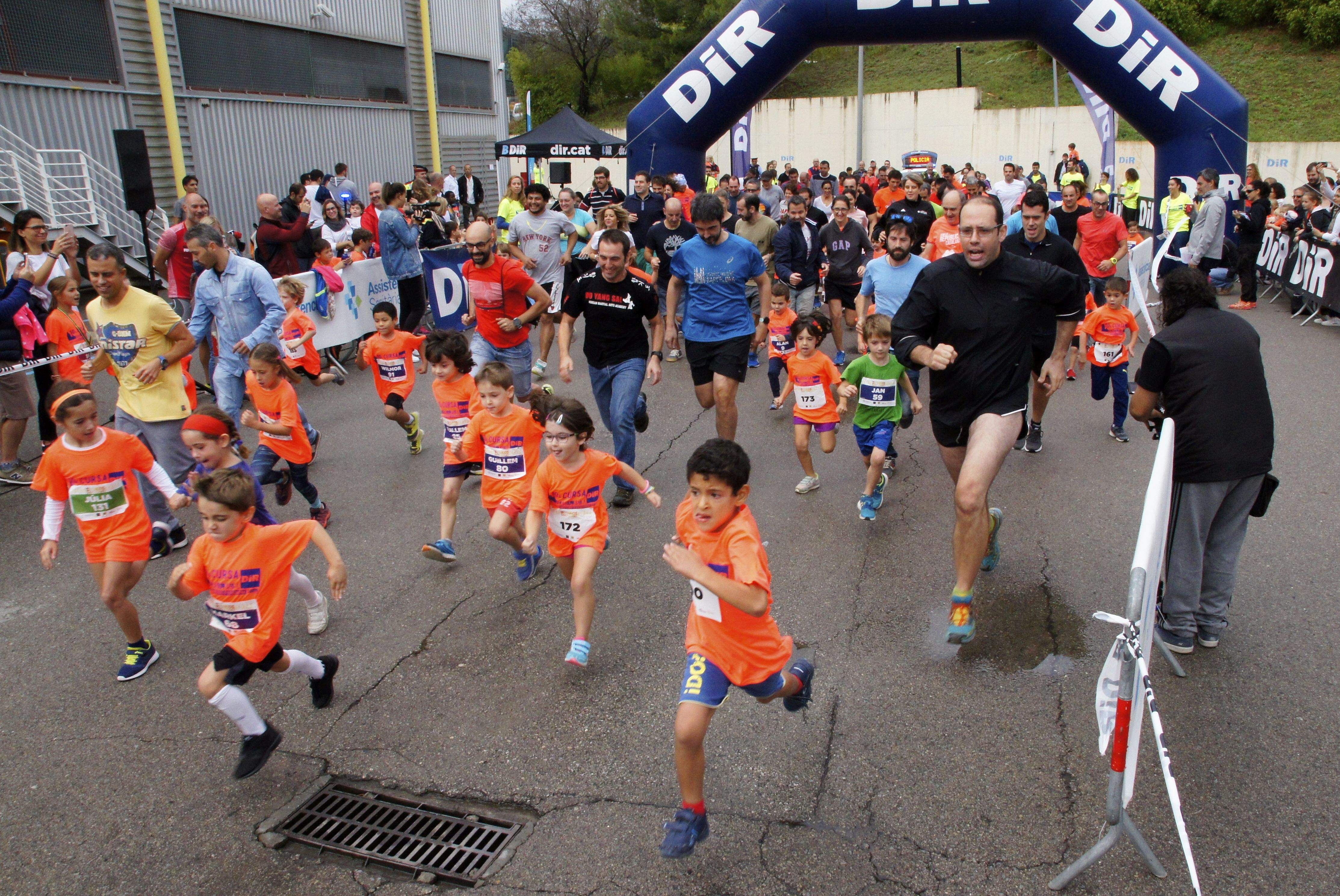 La cinquena Cursa DiR Kids Sant Cugat s'ha fet al costat del DiR Sant Cugat. FOTO: JJ Vico