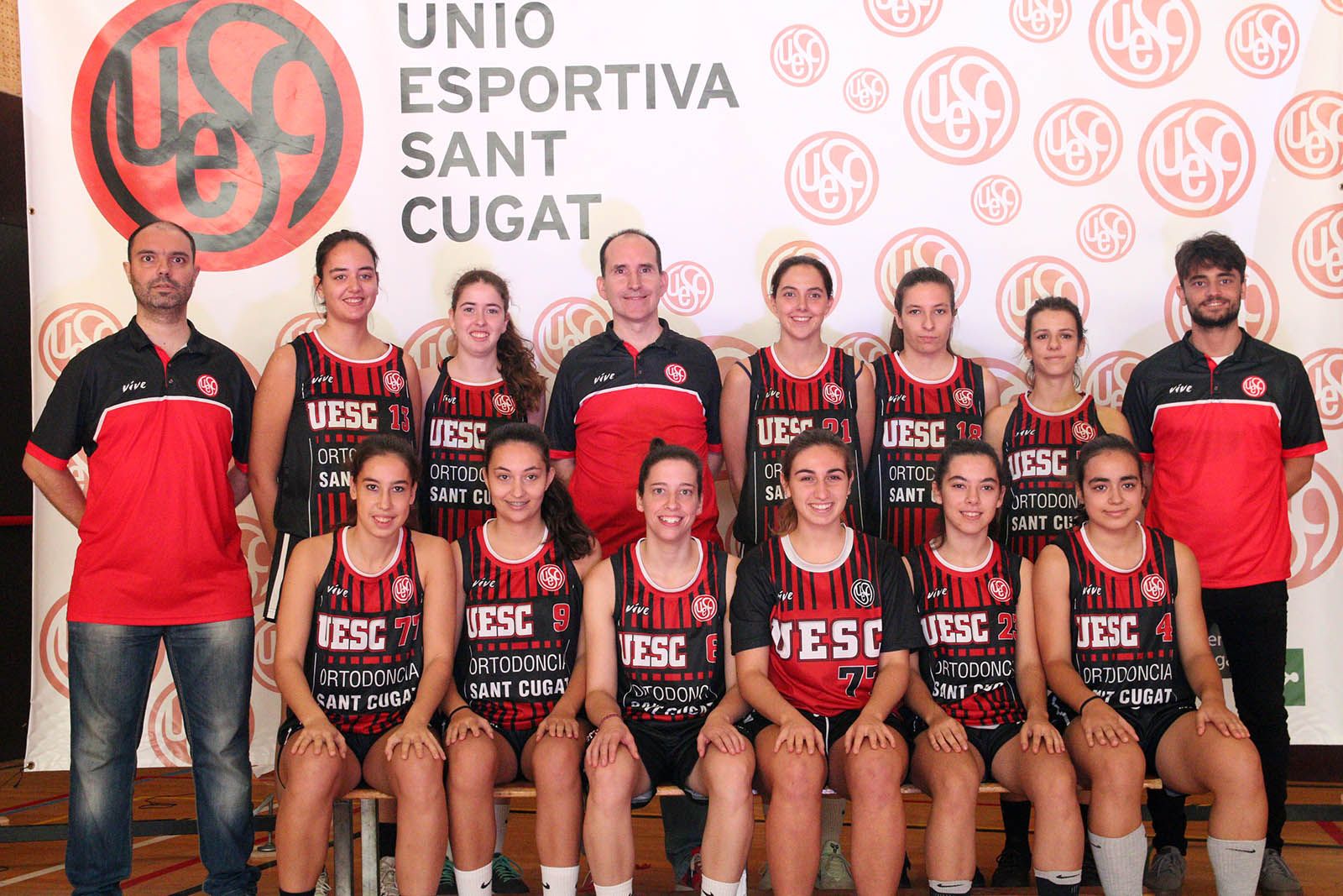 Presentació de les seccions de bàsquet i tennis taula de la UESC. Foto: Lali Álvarez