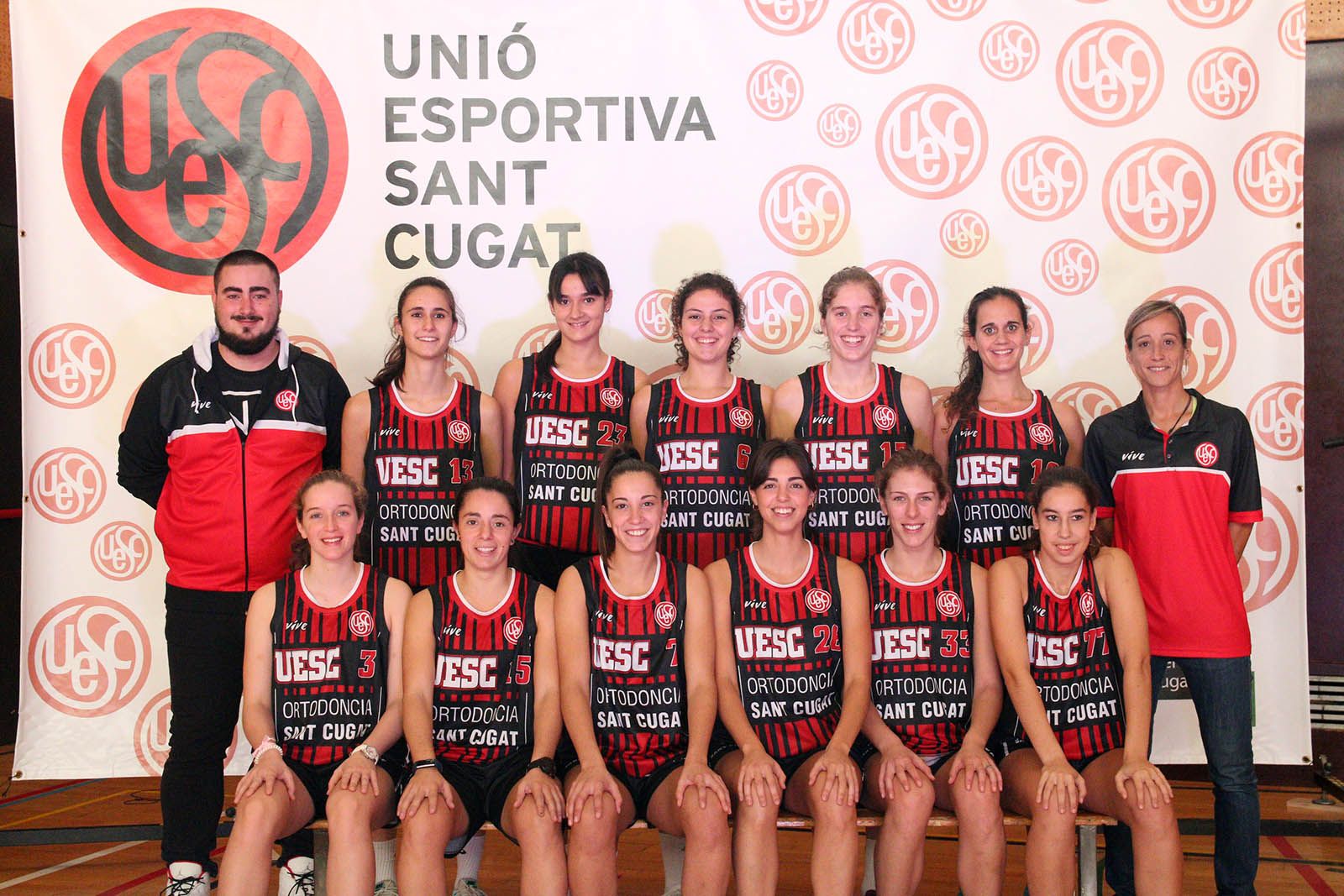 Presentació de les seccions de bàsquet i tennis taula de la UESC. Foto: Lali Álvarez