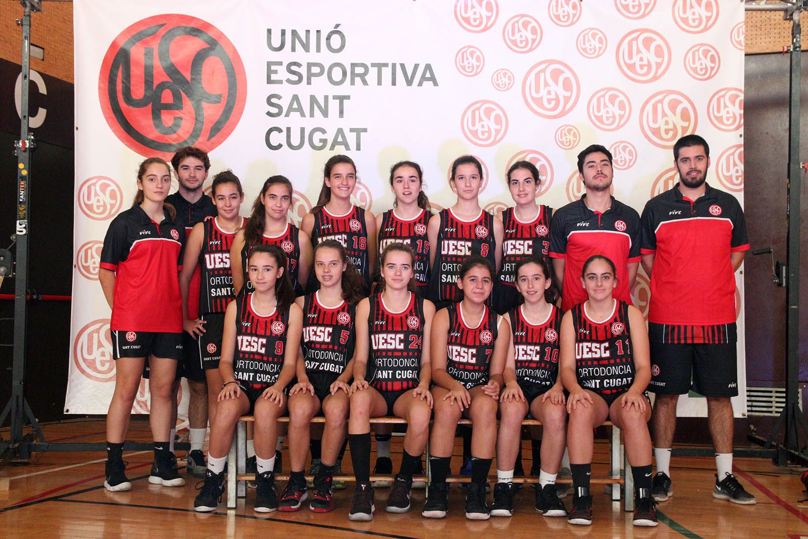 Presentació de les seccions de bàsquet i tennis taula de la UESC. Foto: Lali Álvarez