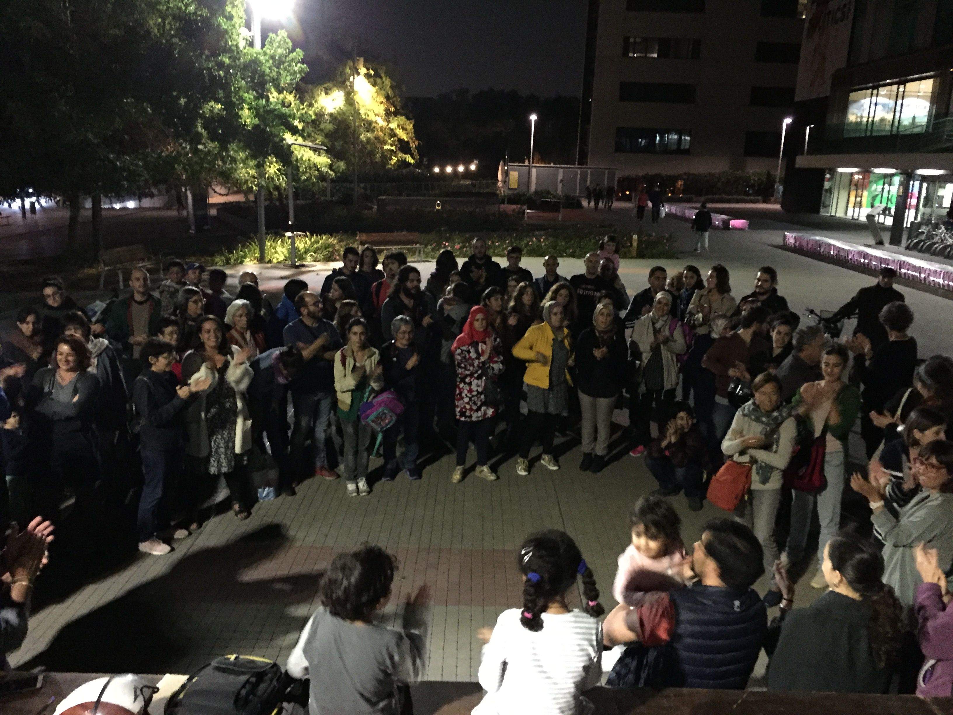 La concentració s'ha fet a la plaça de la Vila. FOTO: TOT Sant Cugat