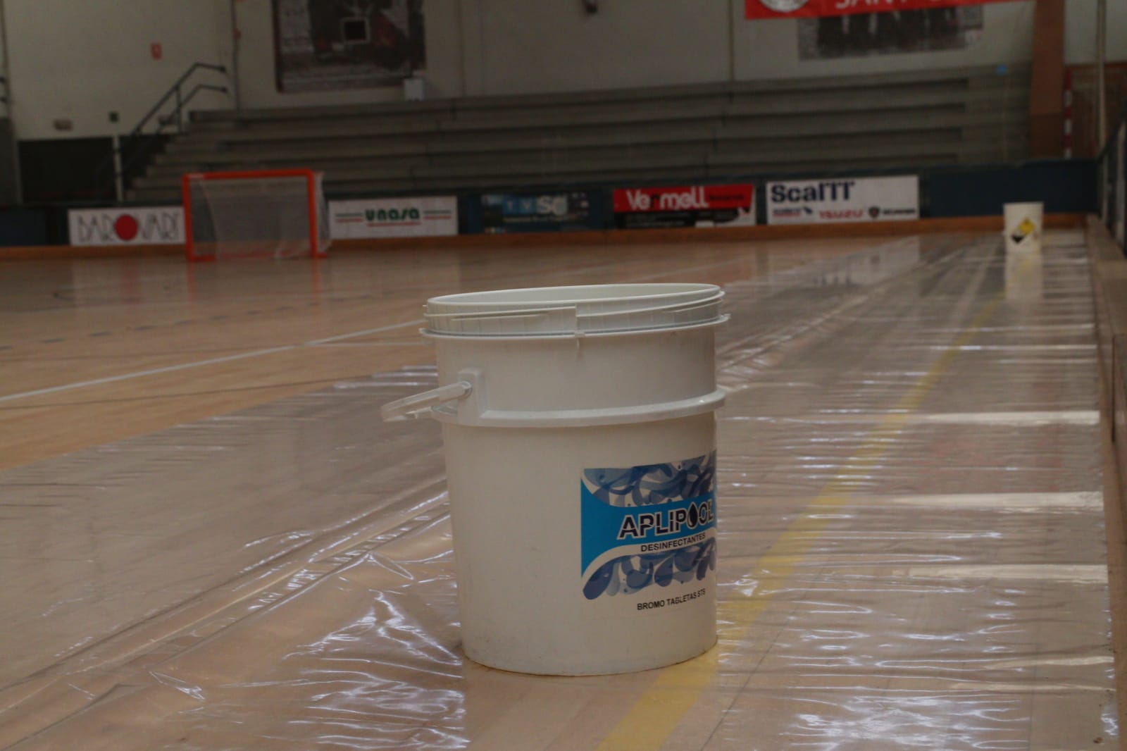 Imatge d'aquest diumenge, 28 d'octubre, al matí, al Pavelló 2 de la ZEM Rambla del Celler. FOTO: Lali Álvarez