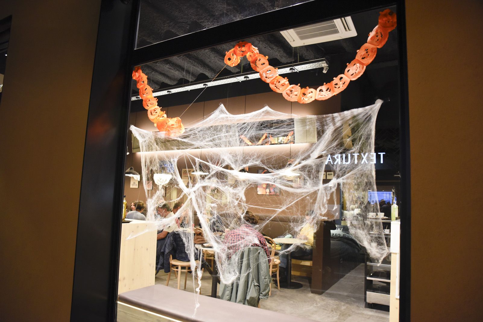 Castanyada i halloween a Sant Cugat. Foto: Bernat Millet.