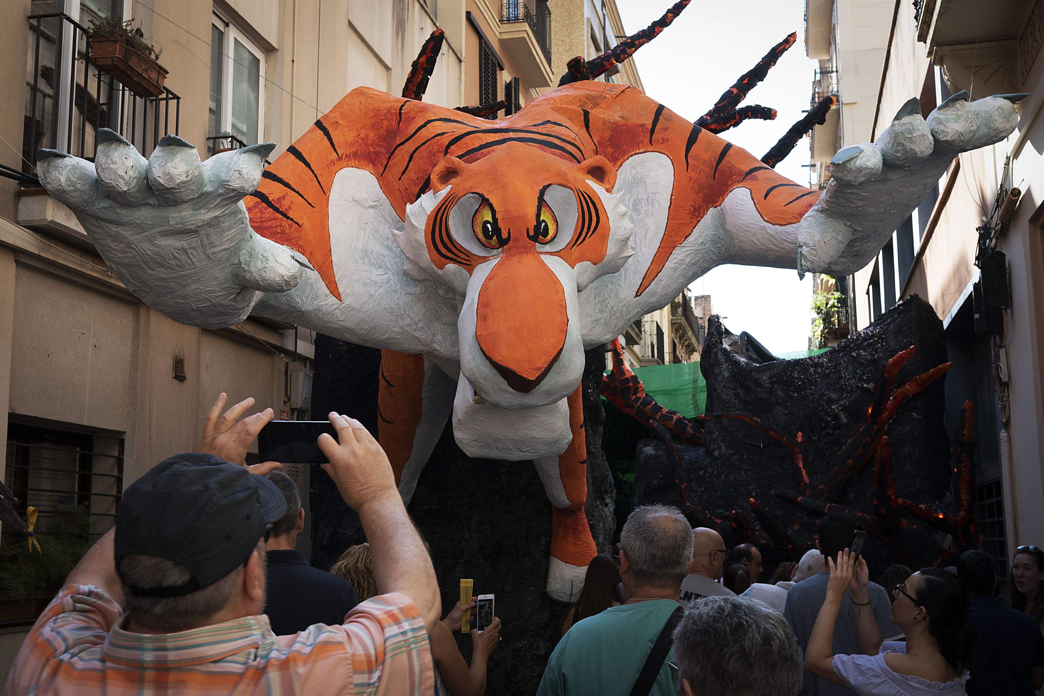 Daniel Aparicio Serrano "Festes de Gràcia 1"