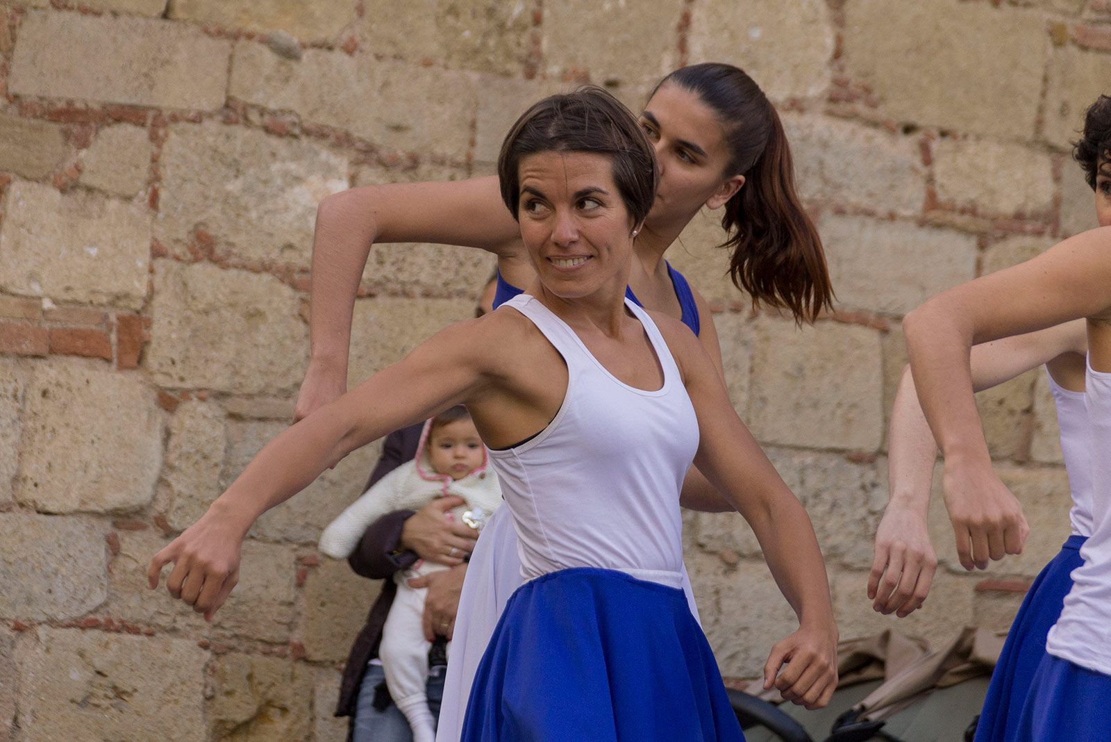 Actuació de l'Esbart Sant Cugat. FOTO: Paula Galván