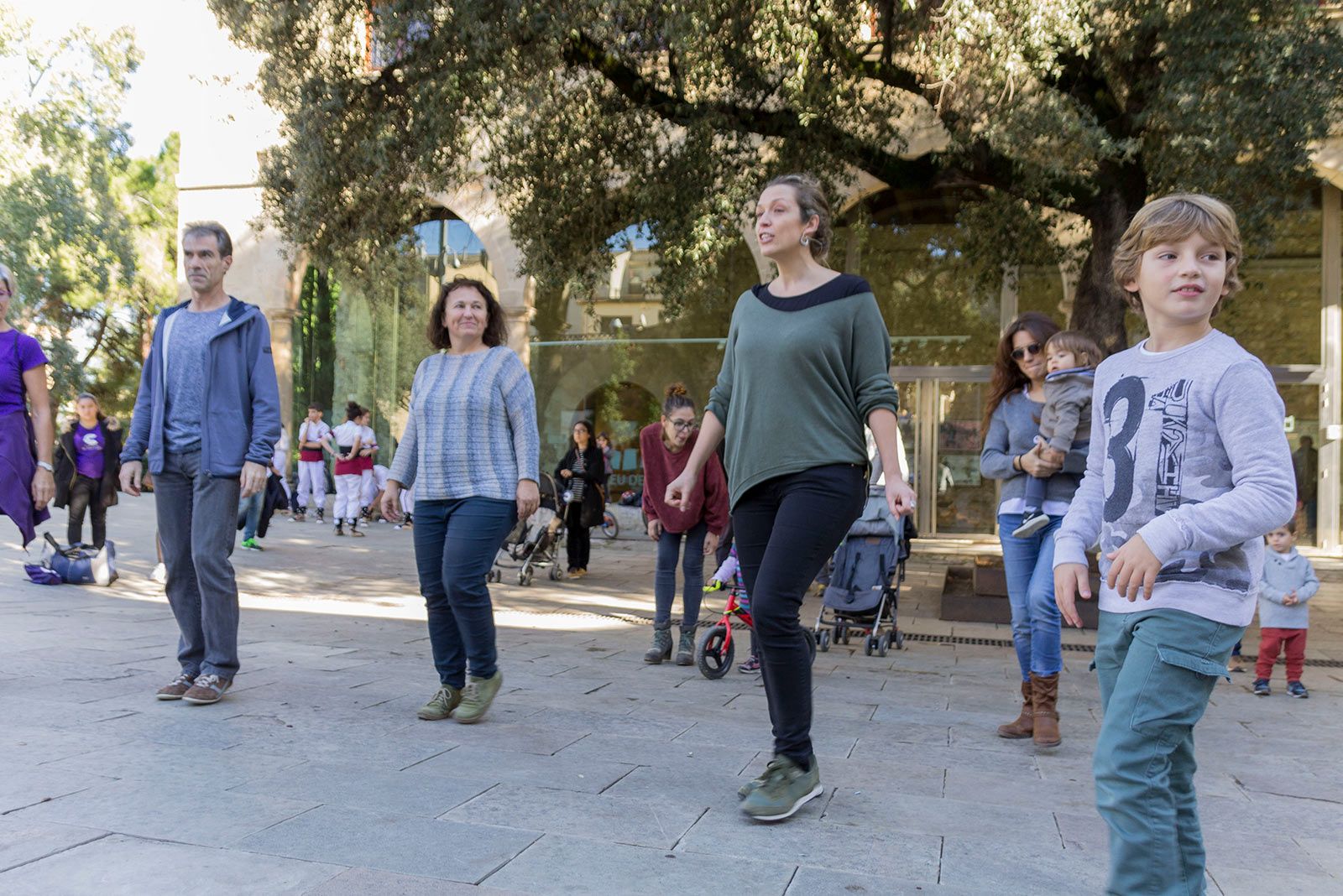 Taller de ball de bot. FOTO: Paula Galván