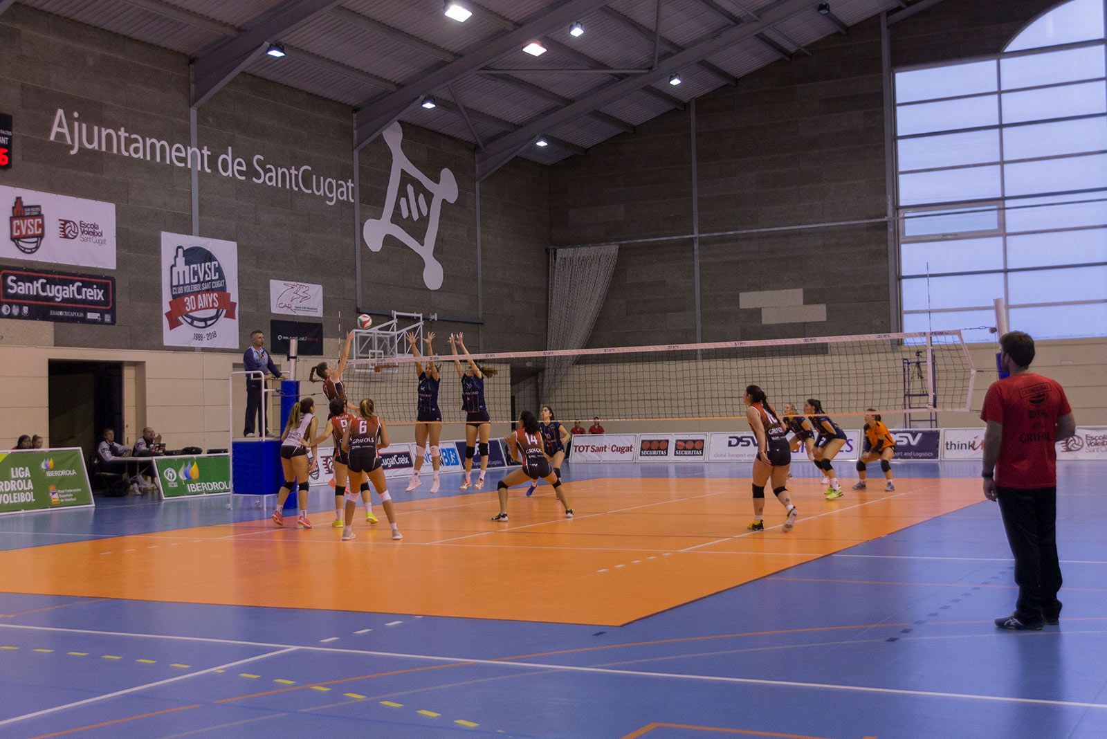 Partit de lliga Volei. Madrid Chamberí - CV Sant Cugat. FOTO: Paula Galván
