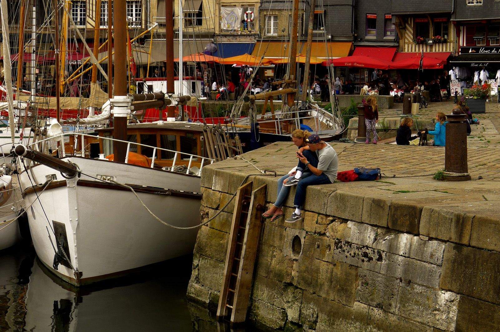 Mayte Cortina Martínez   "Navegant i al Port"