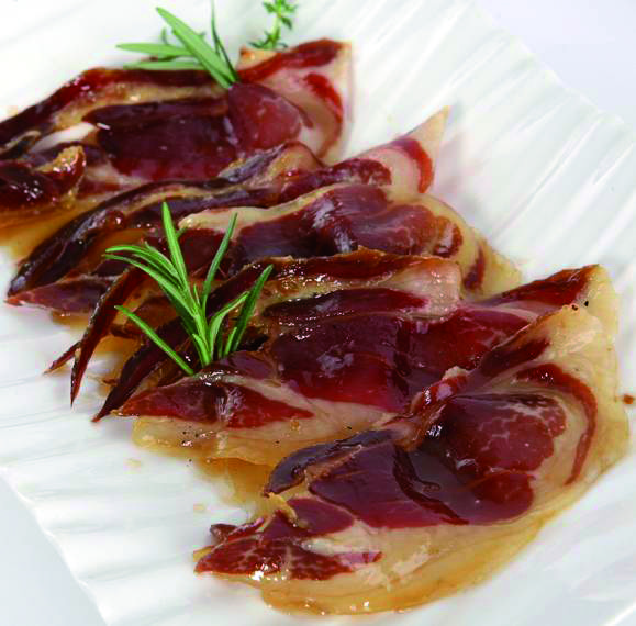 Pernil servit a l'estil agredolç FOTO: Cedida