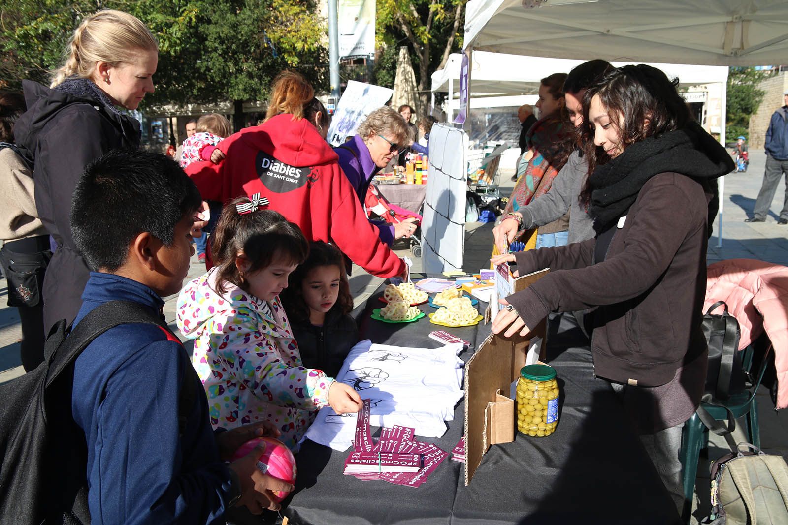Activitats prèvies al dia Internacional contra la violencia masclista. Foto: Lali Álvarez