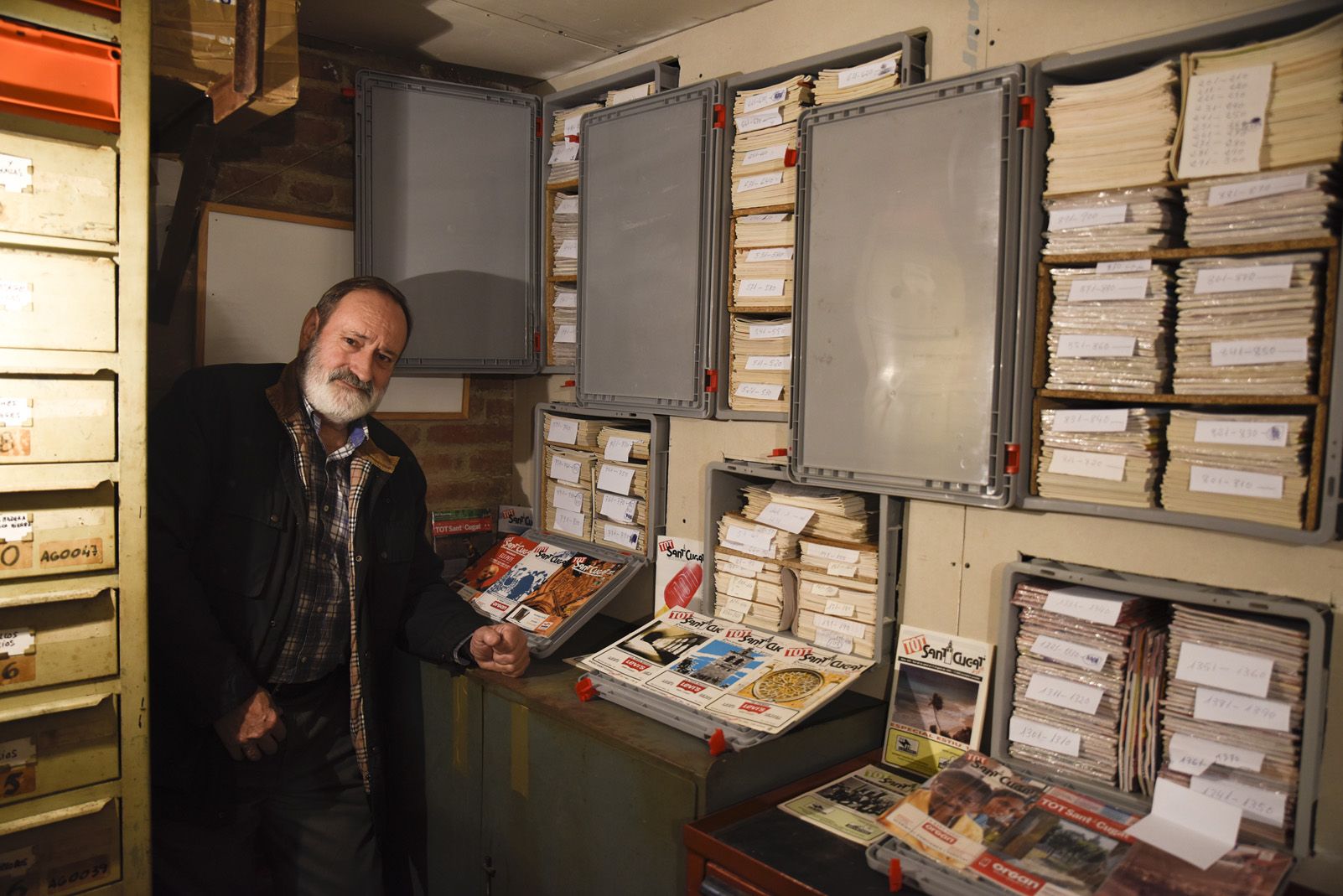 Josep Andreu Caselles és col·leccionista del TOT Sant Cugat. FOTO: Bernat Millet