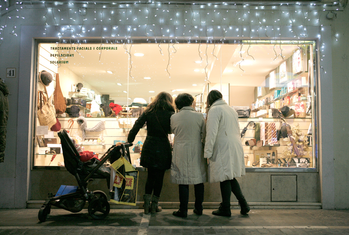 Les botigues, a punt per la campanya de Nadal. FOTO: Artur Ribera