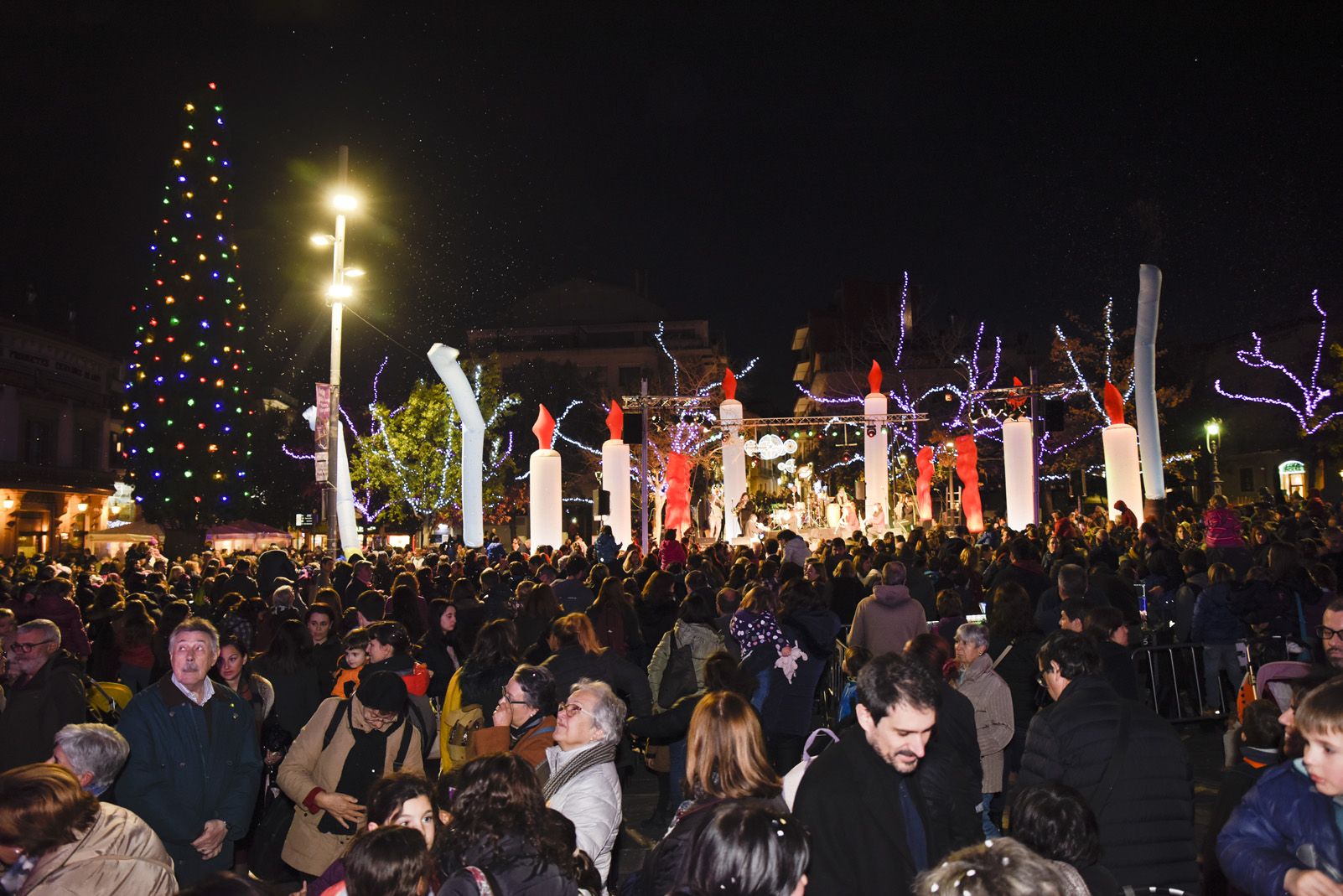 Encesa de llums de Nadal. Foto: Bernat Millet.