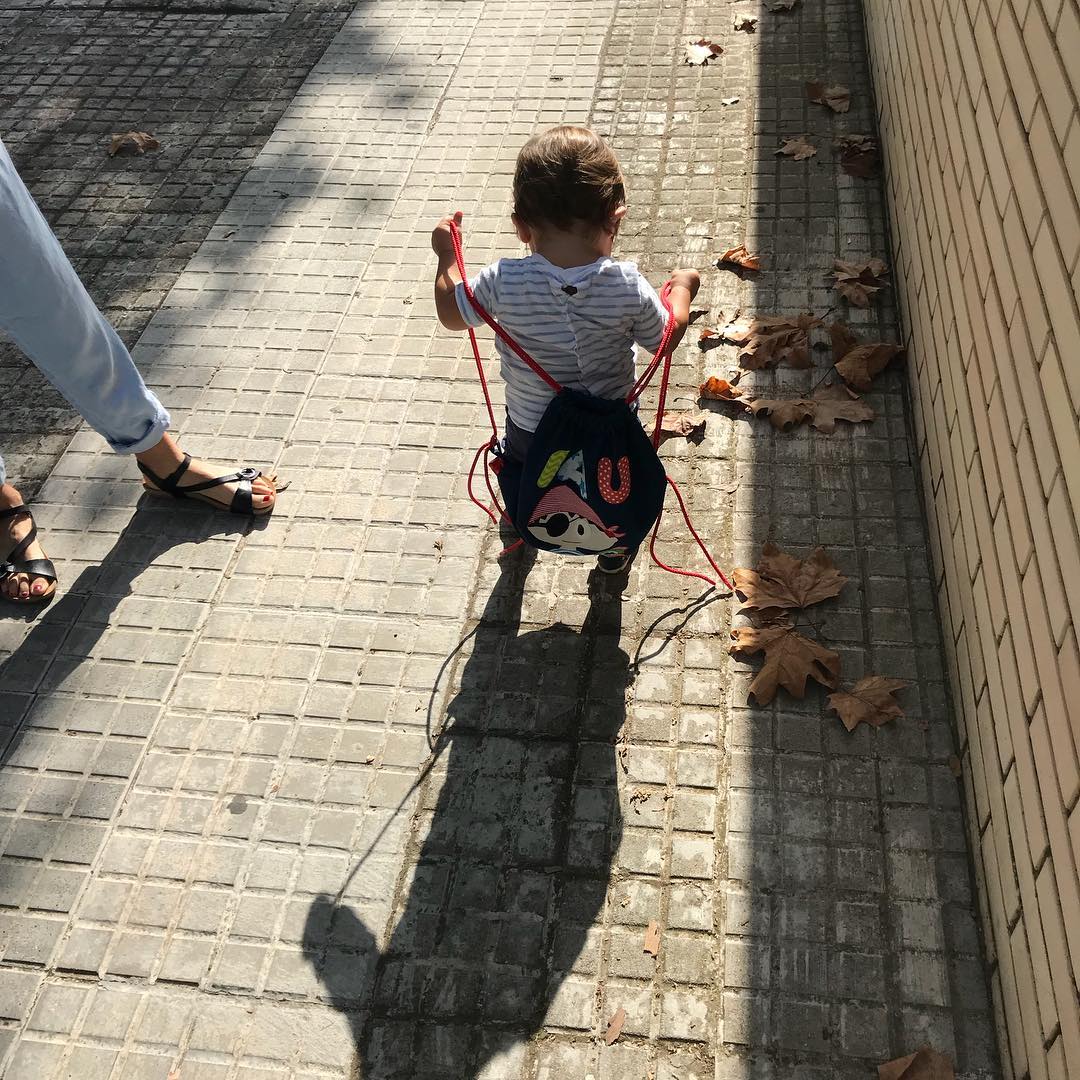 @marc casas  "1er dia de guarde!!! Som hi Pau!"