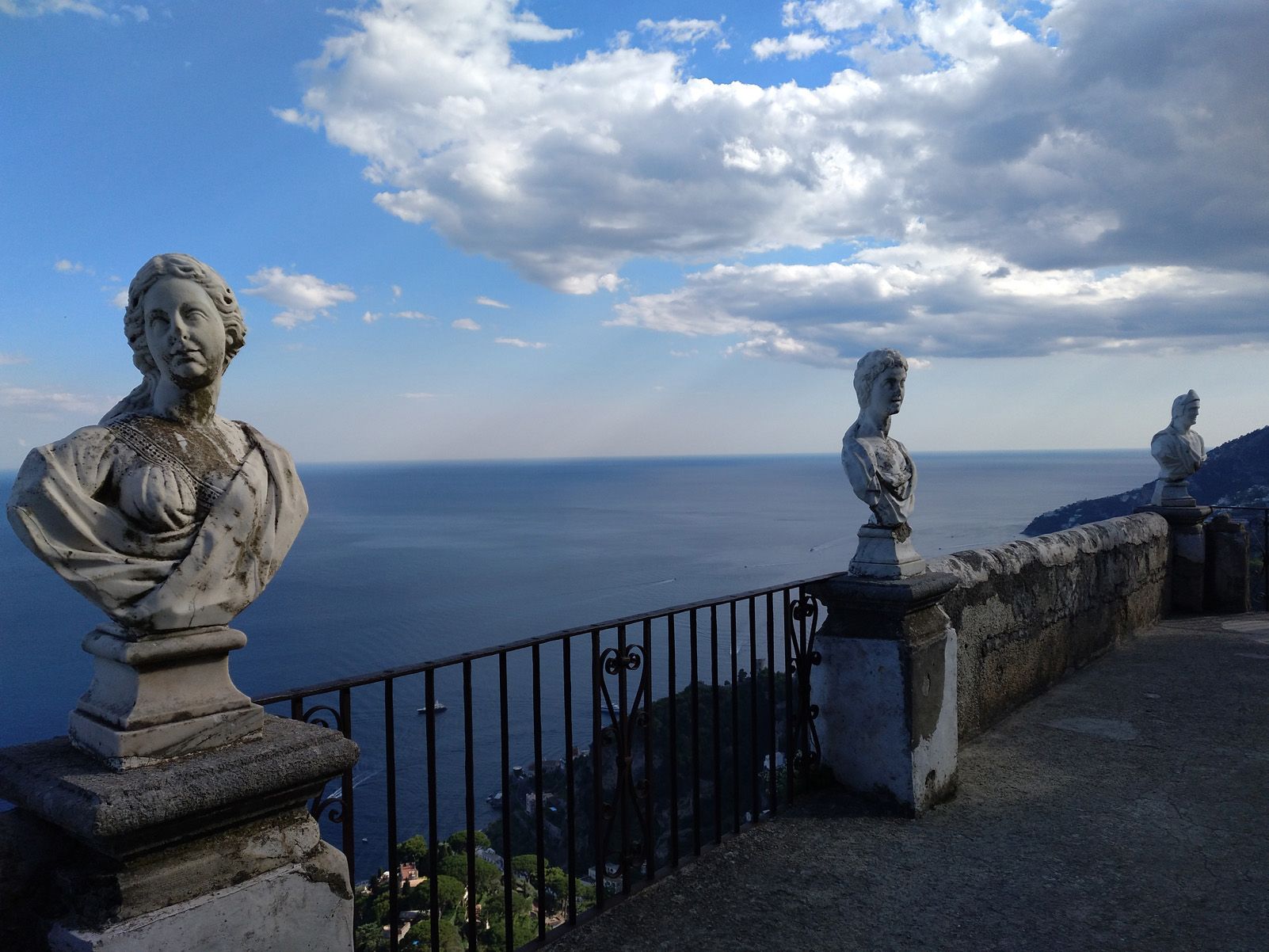 Carme Farré Arana "La terrassa de l'infinit"