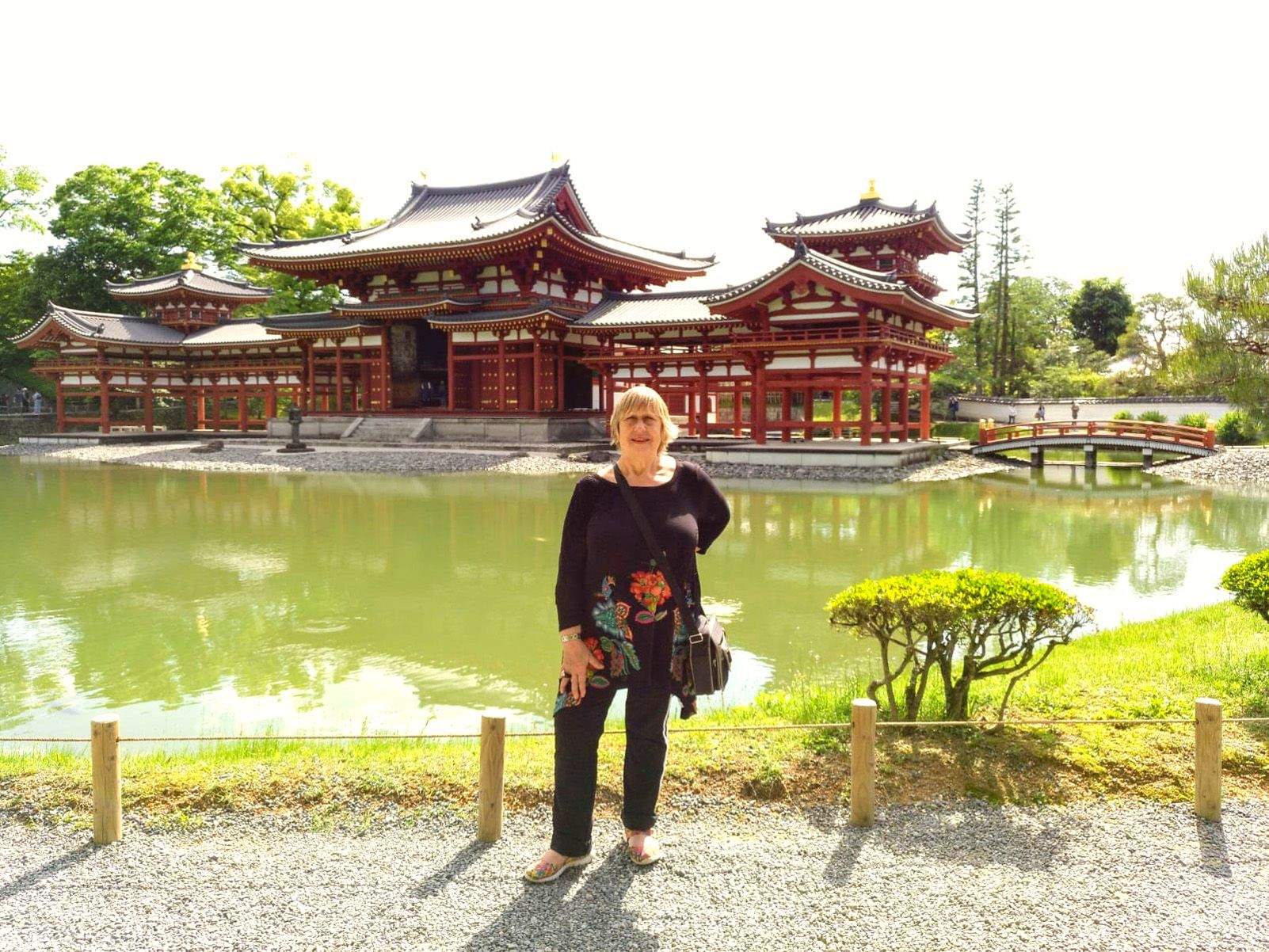 Carmen Montesinos "Templo"