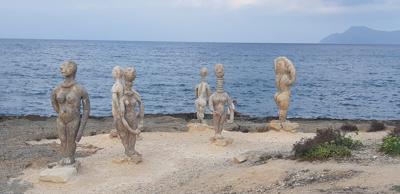 Eva Buen Roca "Figures a Can Picafort"